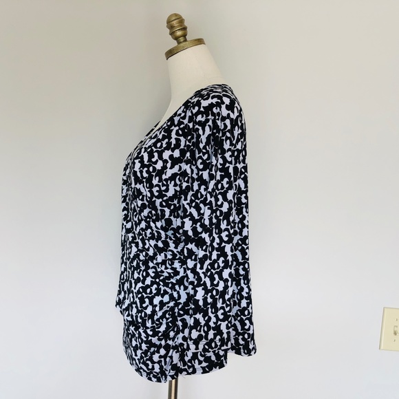 Pullover Stretch Pullover Petite XL Black White V Neck COLDWATER CREEK - Picture 9 of 10